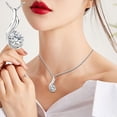 thumbnail image 1 of Decoración del hogar, decoración de habitaciones, decoración de paredes. Colgante de collar de cielo versátil y de alta gama para mujer. Joyería con tachuelas, simple, elegante y a la moda. Colgante d, 1 of 6