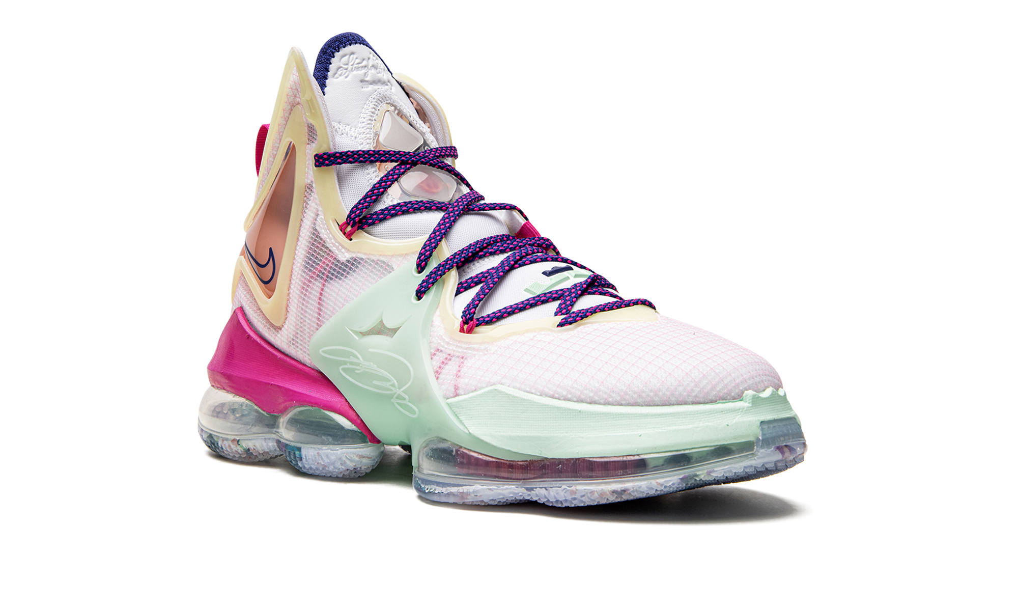 NIKE MENS LeBron 19 "Valentine's Day" DH8459 900 DH8459 900 from Stadium Goods