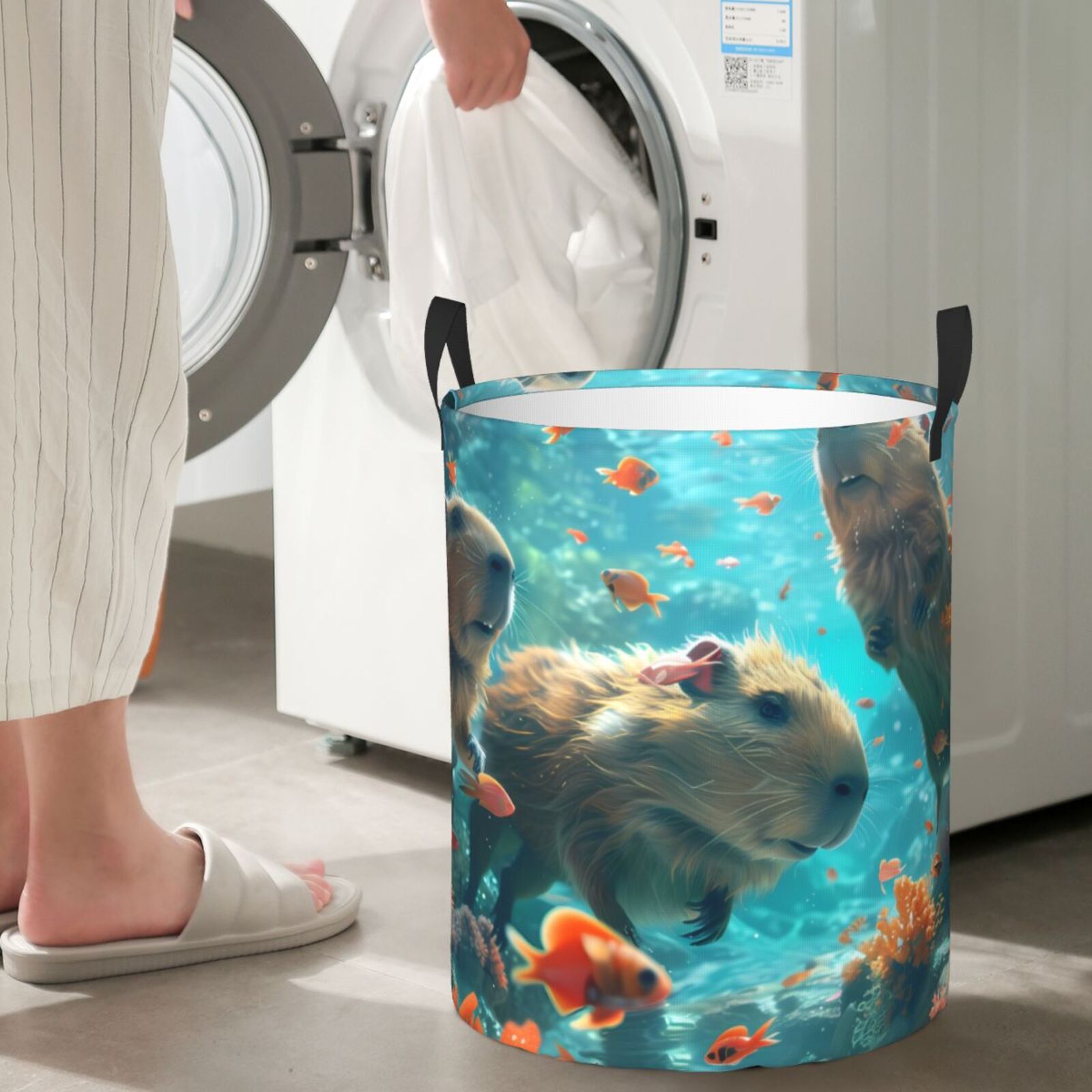 Gukieu Underwater Swimming Guinea Pig Print Round Dirty Clothes Bag, Waterproof Standing Home Bathroom Storage Basket Car Trunk Storage Bag-Small