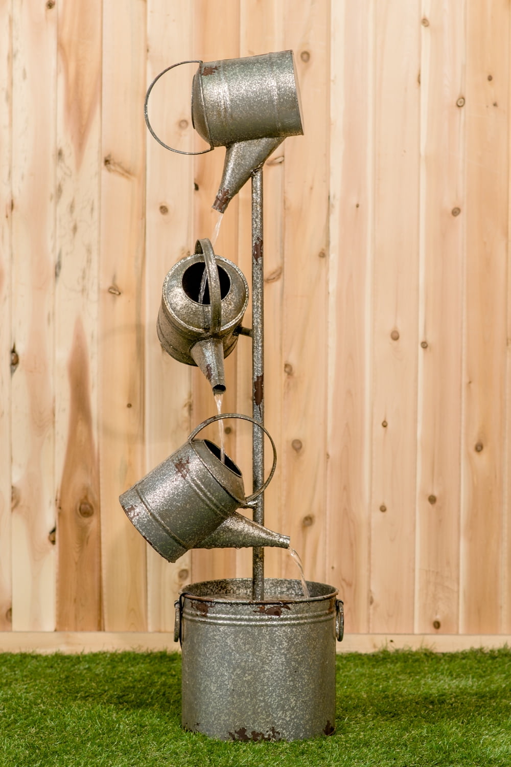 3 WATERING CANS METAL FOUNTAIN
