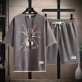 thumbnail image 3 of Conjunto deportivo informal de marca de moda de verano para hombre con pantalones cortos holgados de manga corta y cuello redondo, conjunto de dos piezas con diseño de gofre, conjunto de versión corea, 3 of 5
