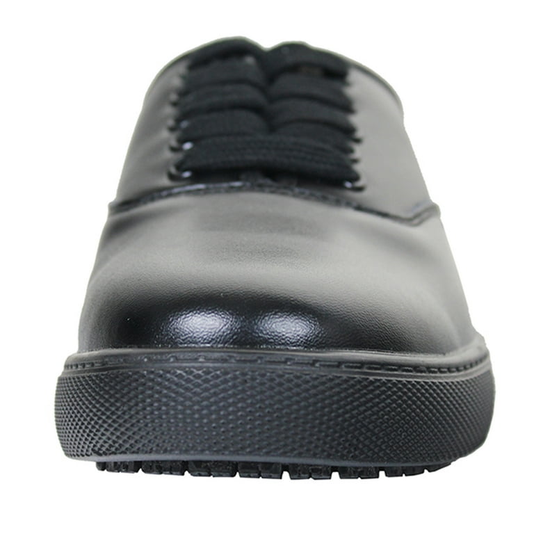 Ownshoe slip resistant clearance