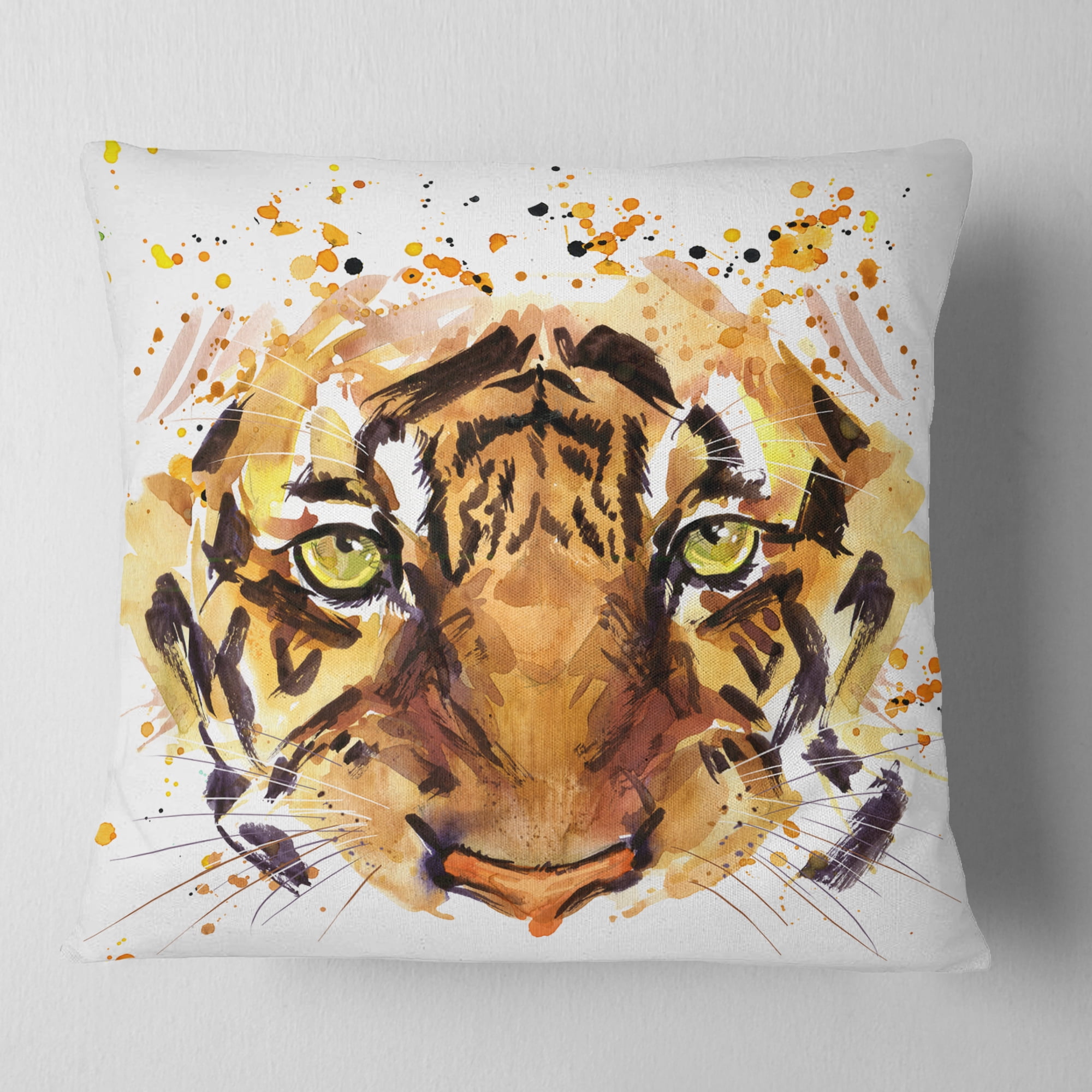 Designart Eyes with Fire - Animal Throw Pillow - 18x18