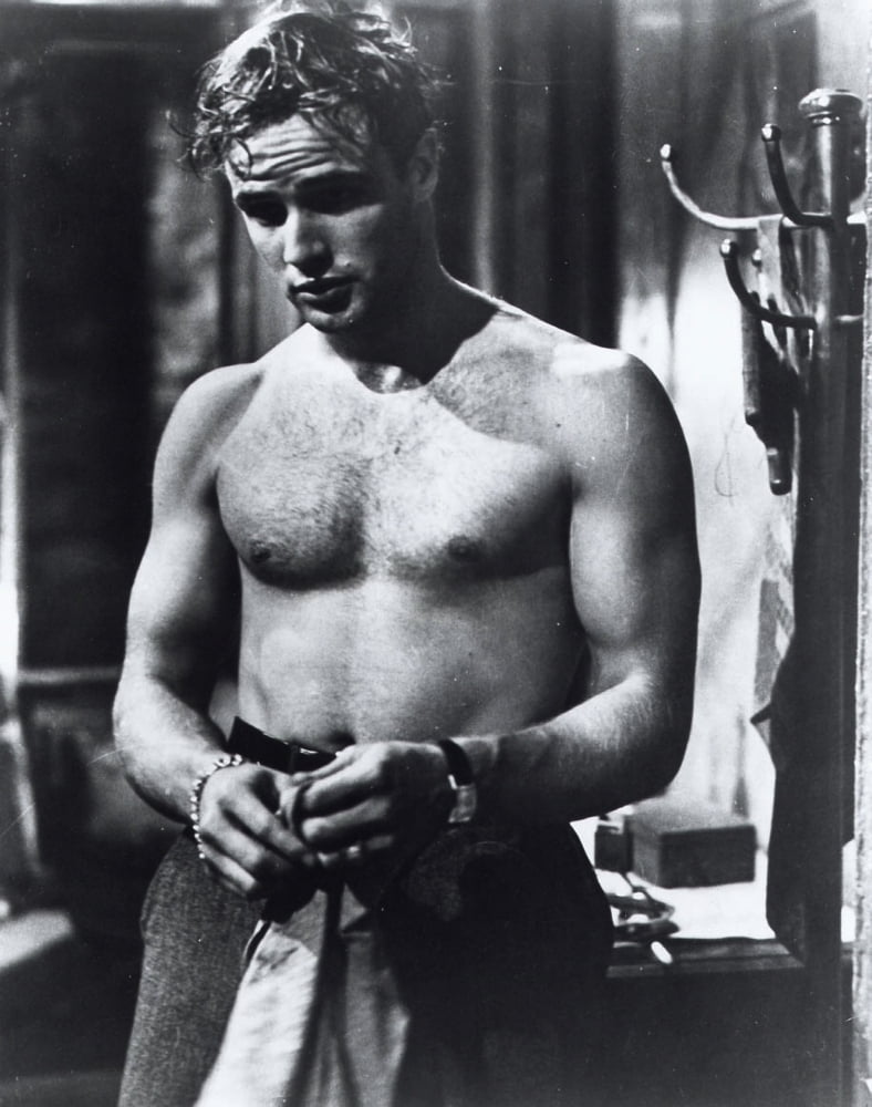 Marlon Brando shirtless Photo Print Item VARGLP370021