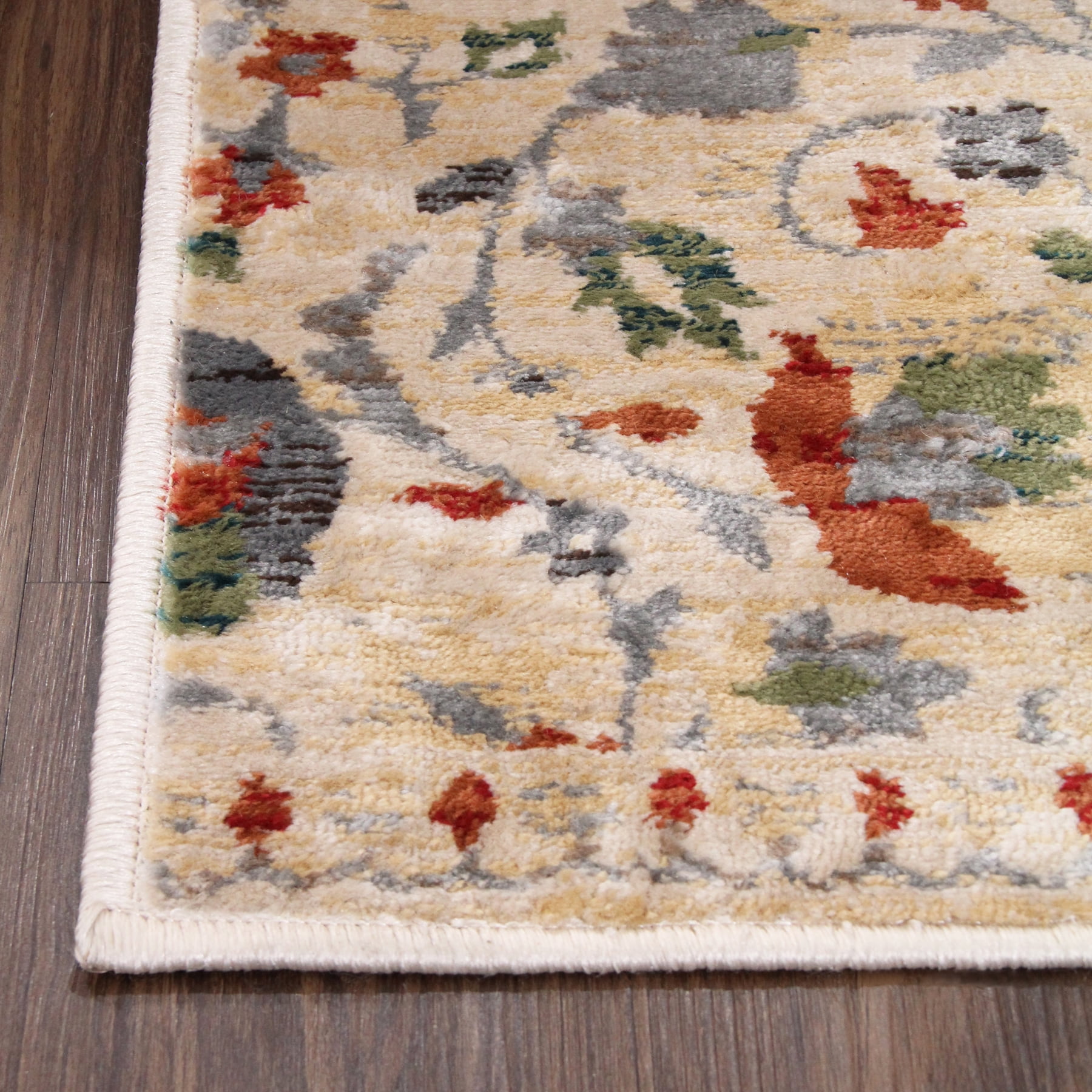 Superior Durian Traditional Indoor Floral Area Rug Ivory Area Rug, 8' x 10'