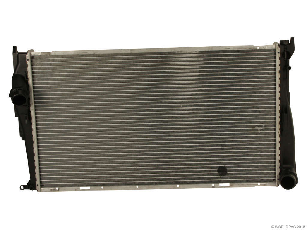 GOPARTS Replacement for 20092016 BMW Z4 Radiator for BMW Z4 (2.5si