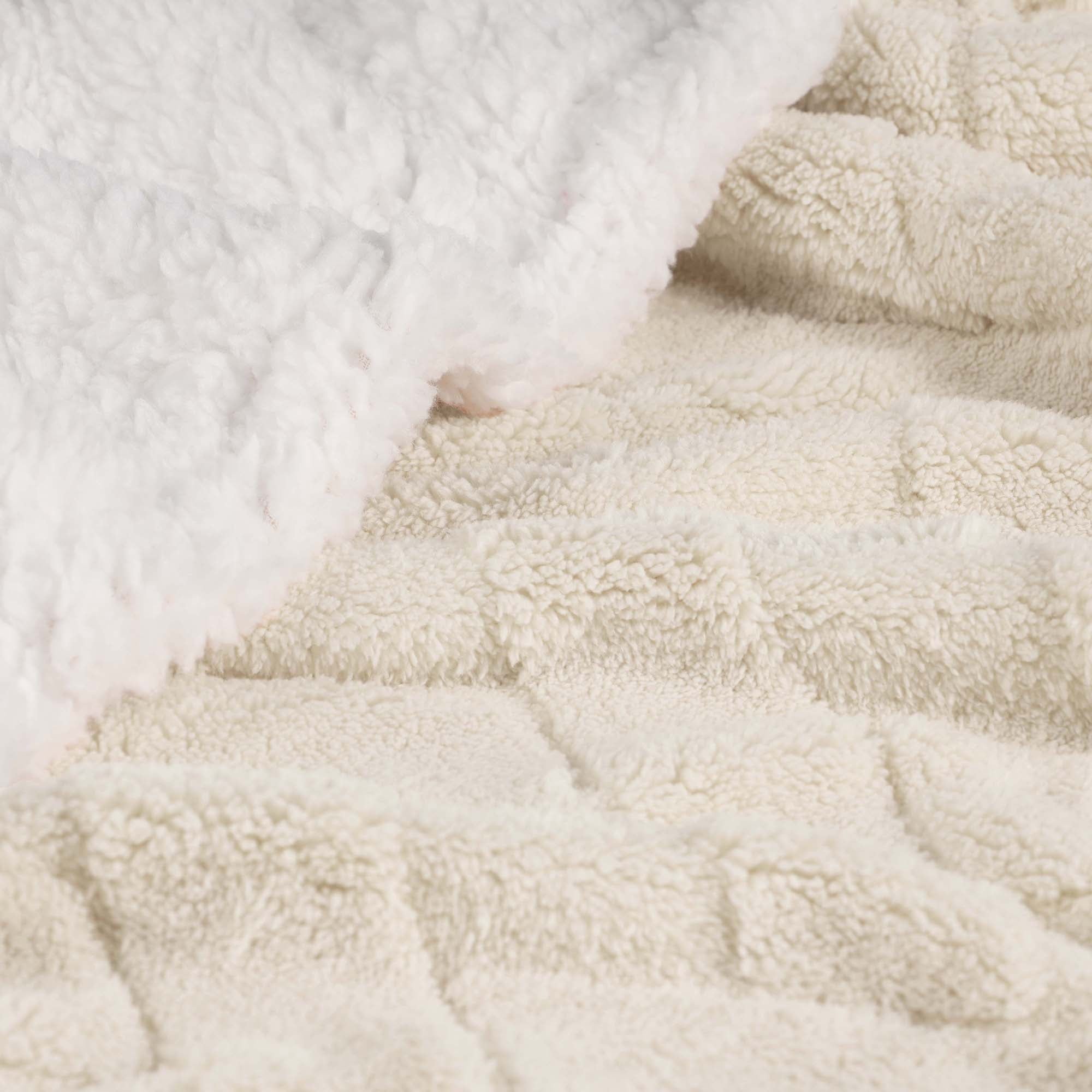 Superior Nuuk Fleece Reversible Lattice Blanket, Full/Queen, Ivory
