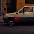 thumbnail image 4 of Tira de moldura antiarañazos para automóvil Tira de colisión de tablero de hojas reflectantes que brilla en la oscuridad | Material PET | Resistente a la intemperie Duradero | Paquete de 2 | 11, 4 of 7