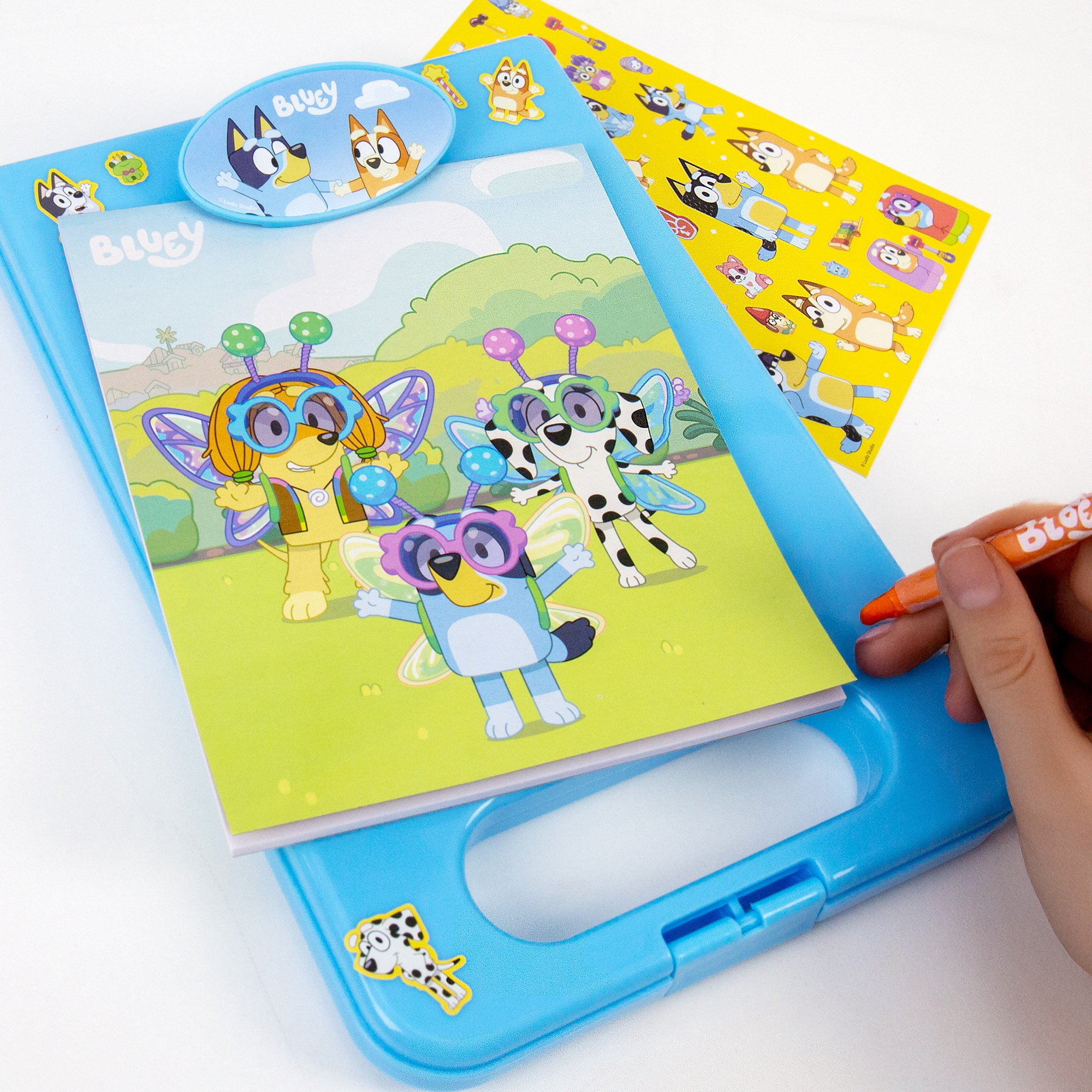 Bluey Travel Clip & Carry Case