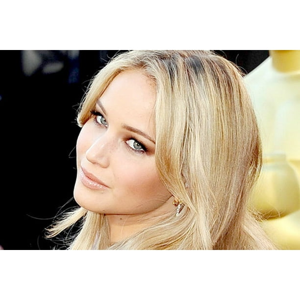 Jennifer Lawrence Beautiful Close Up Portrait Long Blonde Hair 24x36 Poster Jennifer Lawrence Beautiful Close Up Portrait Long Blonde Hair 24x36 Poster