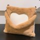 thumbnail image 1 of Bolso de hombro de felpa Moda Amor Patrón de corazón Señoras Tote Suave para el trabajo (Caqui), 1 of 7