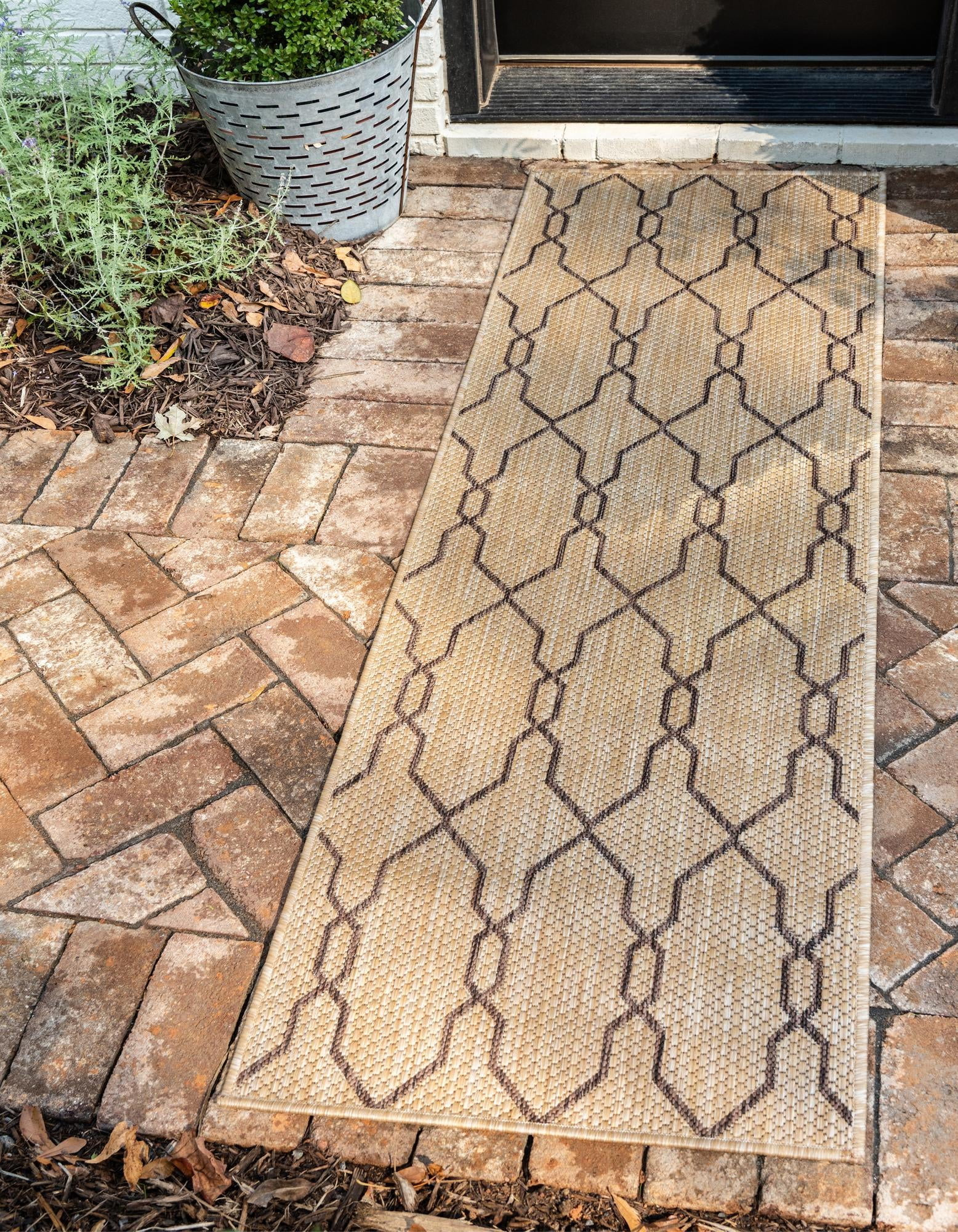 Unique Loom Links Trellis Indoor/Outdoor Trellis Rug Natural/Brown 2' x