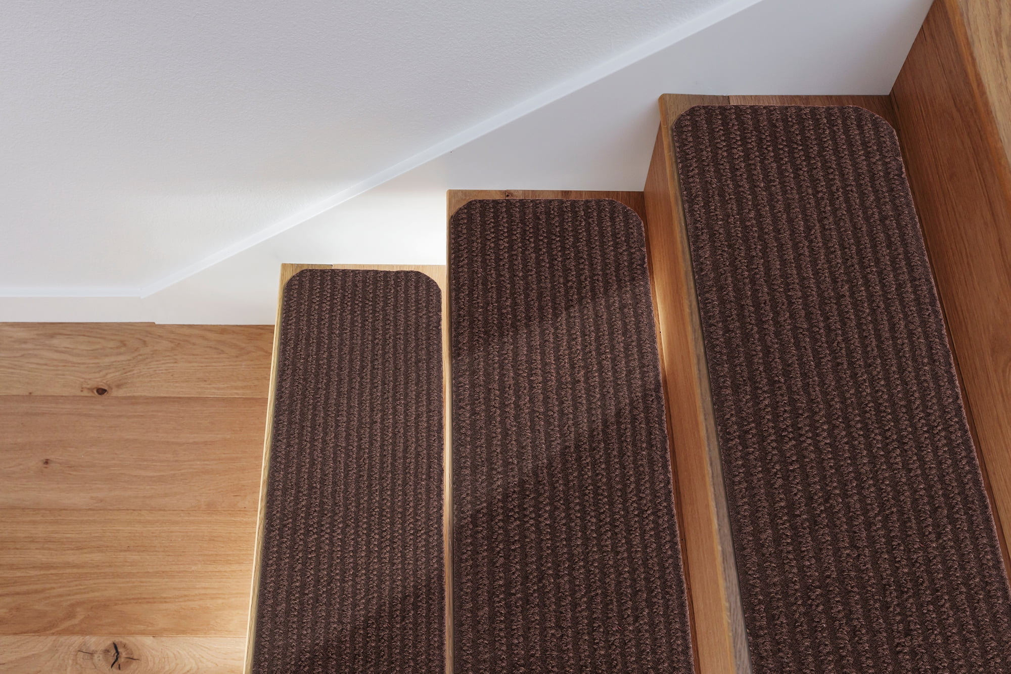 Ottomanson Scrabe Rib Waterproof Non-Slip Rubberback Solid 8" x 30" Indoor/Outdoor Stair Treads, 7 Pack, Brown