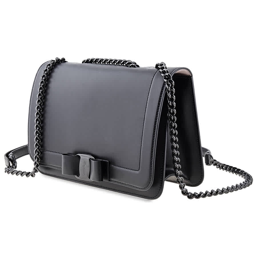 vara bow bag ferragamo