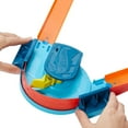 thumbnail image 3 of Hot Wheels Track Builder Unlimited Curve Kicker Pack, 3 of 6