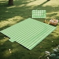 thumbnail image 2 of Couverture de Pique-Nique Toutes Saisons pour Camping et Randonnée, Tapis de Plage Résistant au Sable avec Poignée Portable et Design Compact pour Aventures en Groupe, 2 of 4