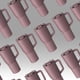 thumbnail image 3 of Taza de café BrüMate Müv de acero inoxidable de 1 litro con asa y tapa, 3 of 8