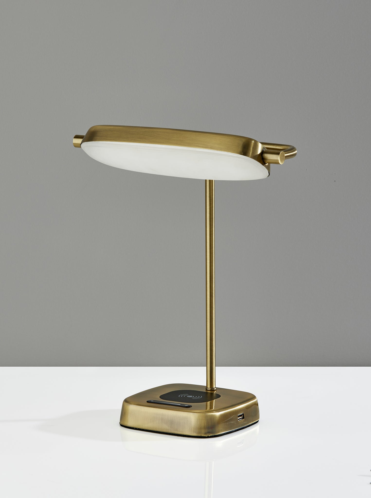 Radley LED AdessoCharge Desk Lamp w. Smart Switch