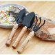 thumbnail image 1 of Juego de 3 piezas de herramientas de jardinería, mini mango de madera, paleta, herramientas de jardinería compatibles con flores, trasplante suculento (pequeño) Afortunado Sencillez, 1 of 5