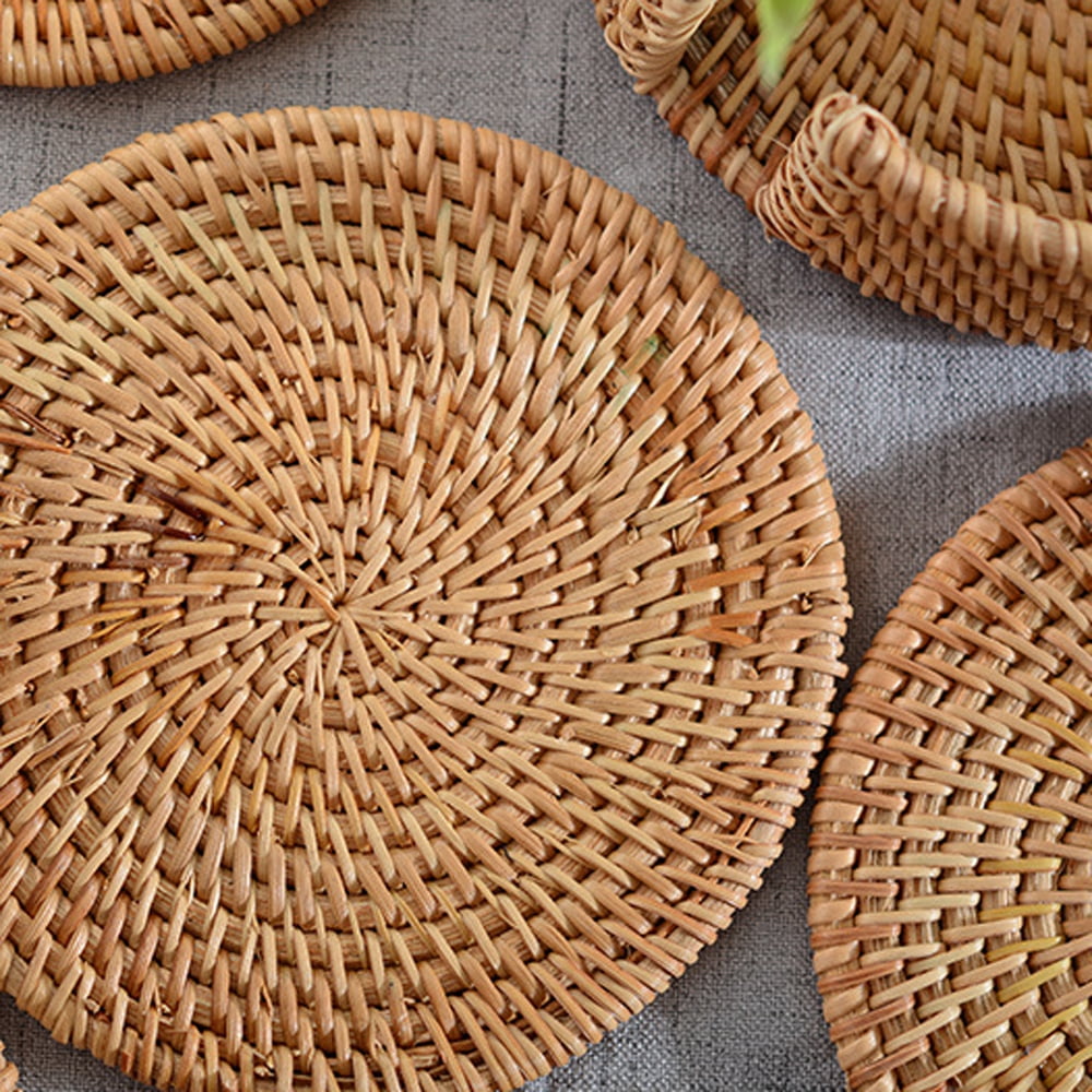 Details about   6Pcs/Set Vintage Rattan Coasters With Basket Handmade Woven Drink Mat Placemat 