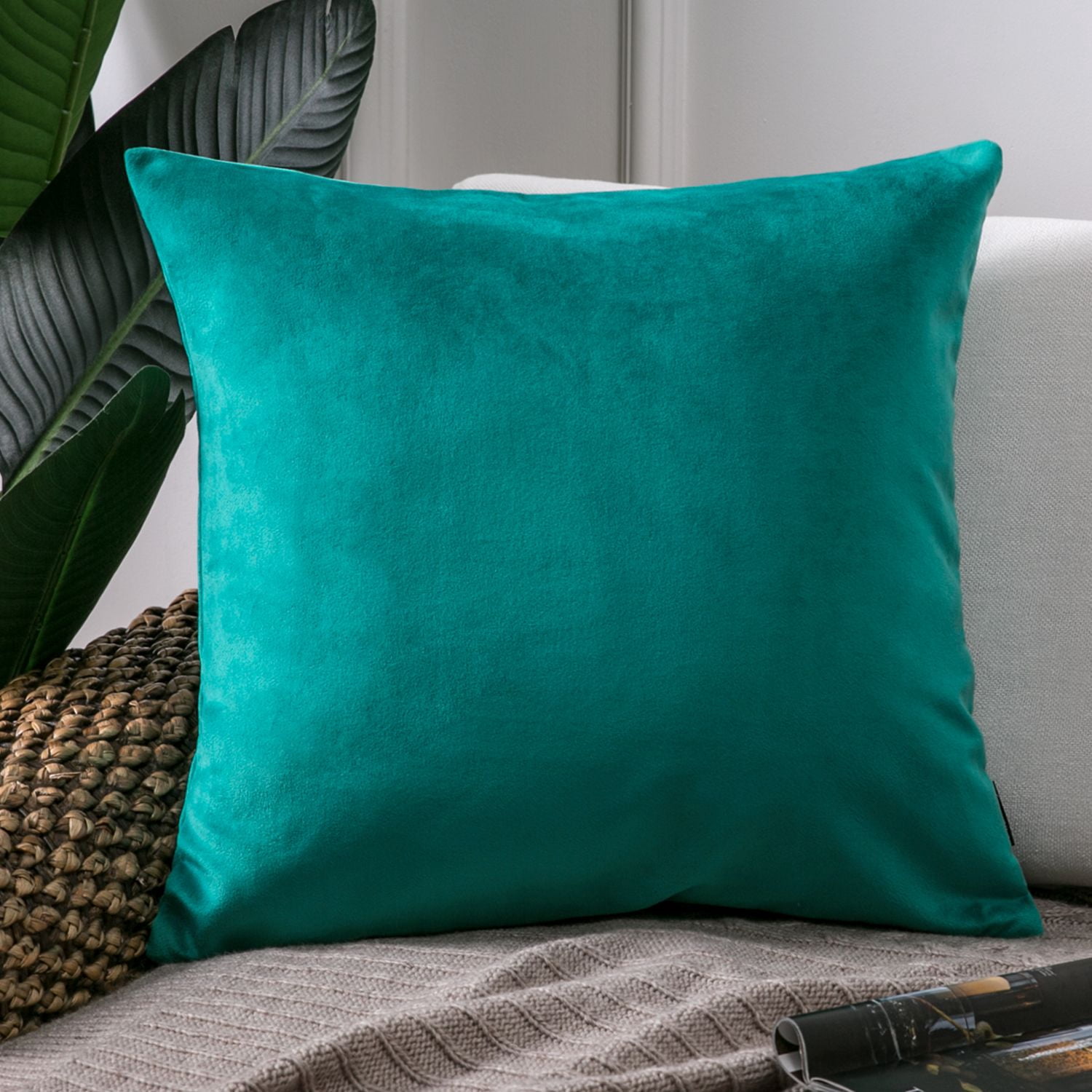 Phantoscope Silky Velvet Decorative Throw Pillow, 20 x 20 in, Turquoise, 1 Pack