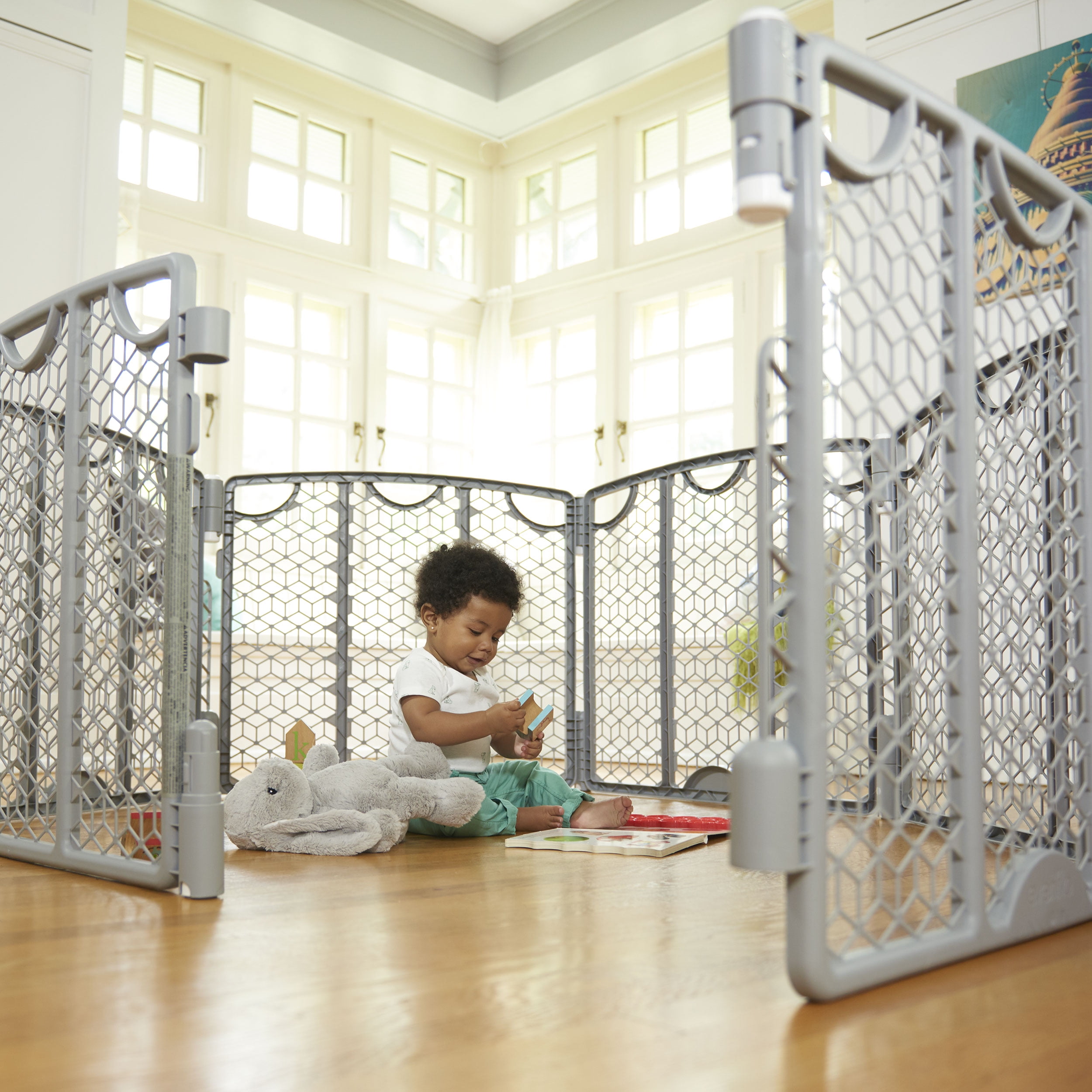 Evenflo Versatile Play Space Adjustable Freestanding Playard, 6-Panels, Cool Gray - 3