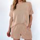 thumbnail image 2 of Conjunto de 2 piezas para mujer: top de cuello redondo y manga corta y pantalones cortos holgados, 2 of 7