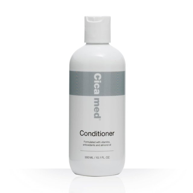Cicamed Organic Science Tratamiento para la caída del cabello Acondicionador Blanco 300 ML/ 10.1 FL. ONZ.