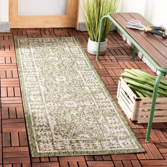 SAFAVIEH Courtyard Jaki Traditional Indoor/Outdoor Runner, 2'3" x 6'7", Green/Beige