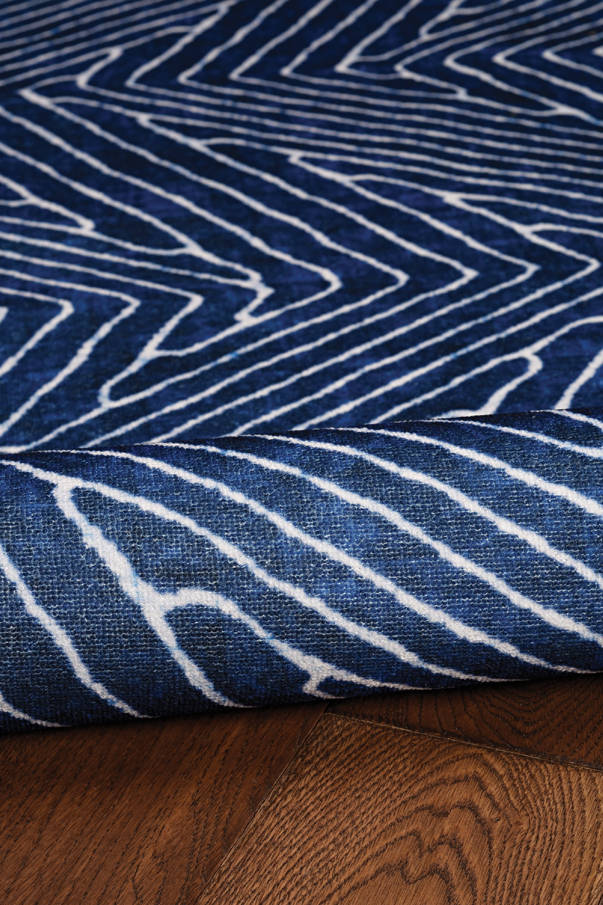 Linon Home Décor Washable Fuller Area Rug or Runner Collection, Blue and Ivory, 2' x 3'