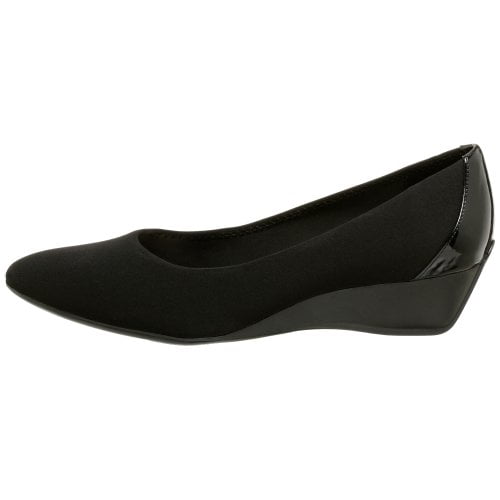 circa joan and david pumps