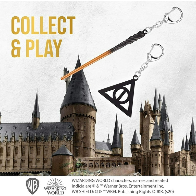 Wizarding World of Harry Potter Universal Studios Key Chain Metal Enamel  Hogwarts Crest Spinner