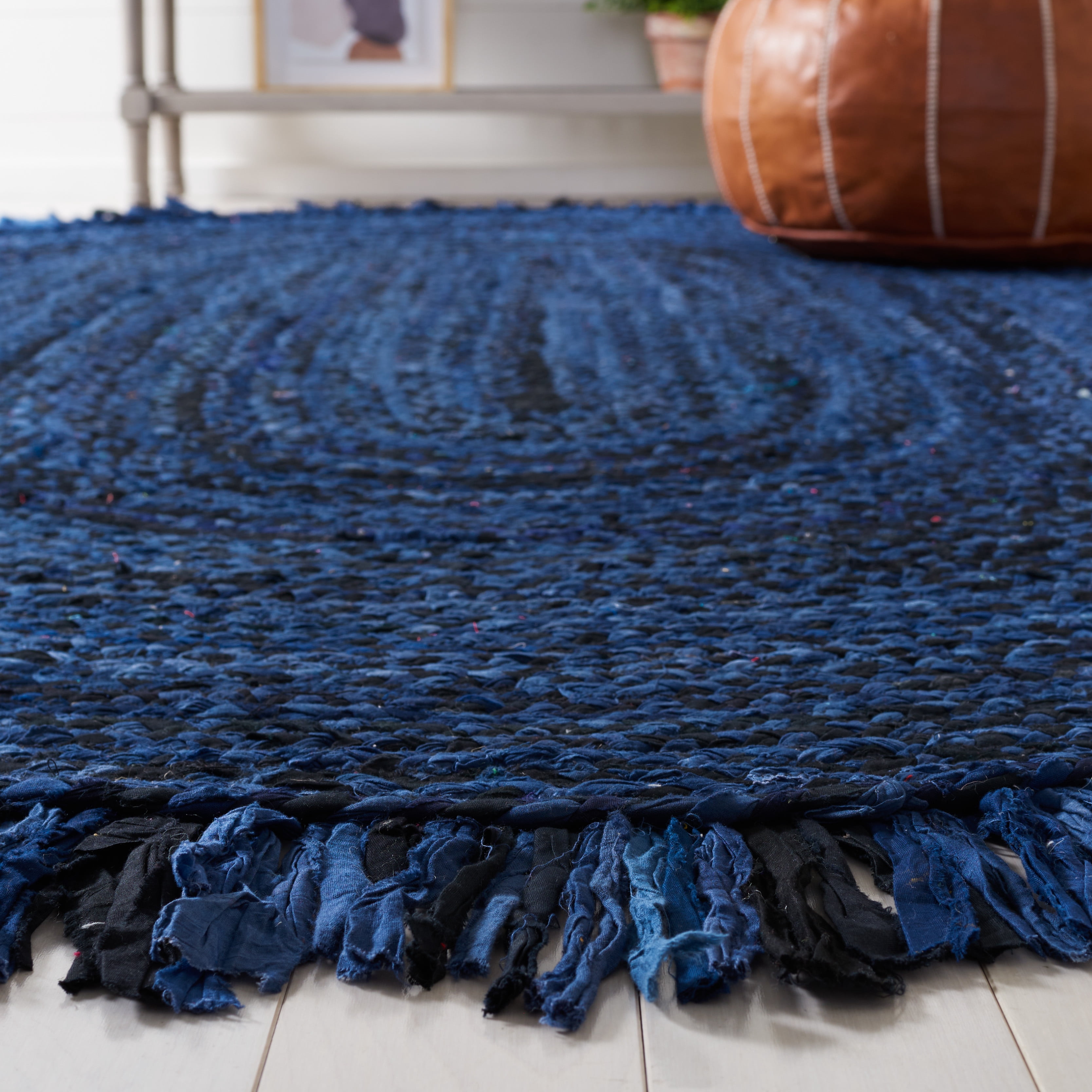 SAFAVIEH Braided Paisley Transitional Cotton Reversible Area Rug, Navy/Black, 5' x 8' Oval