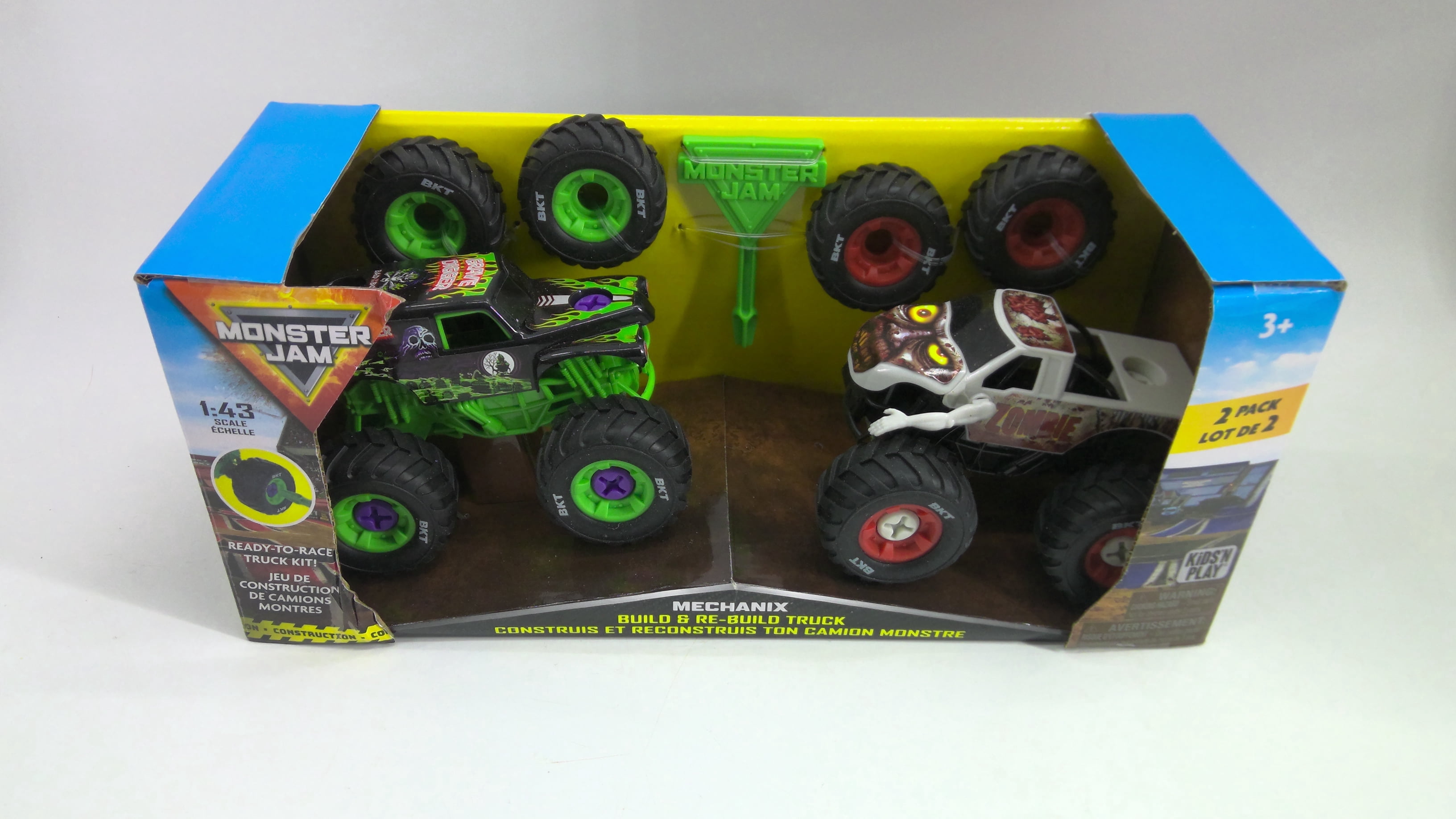 スマッシャーズ モンスターホイール レッドフレイム ミステリーパック Smashers Monster Wheels Mystery Pack: Build, Race and Smash Your