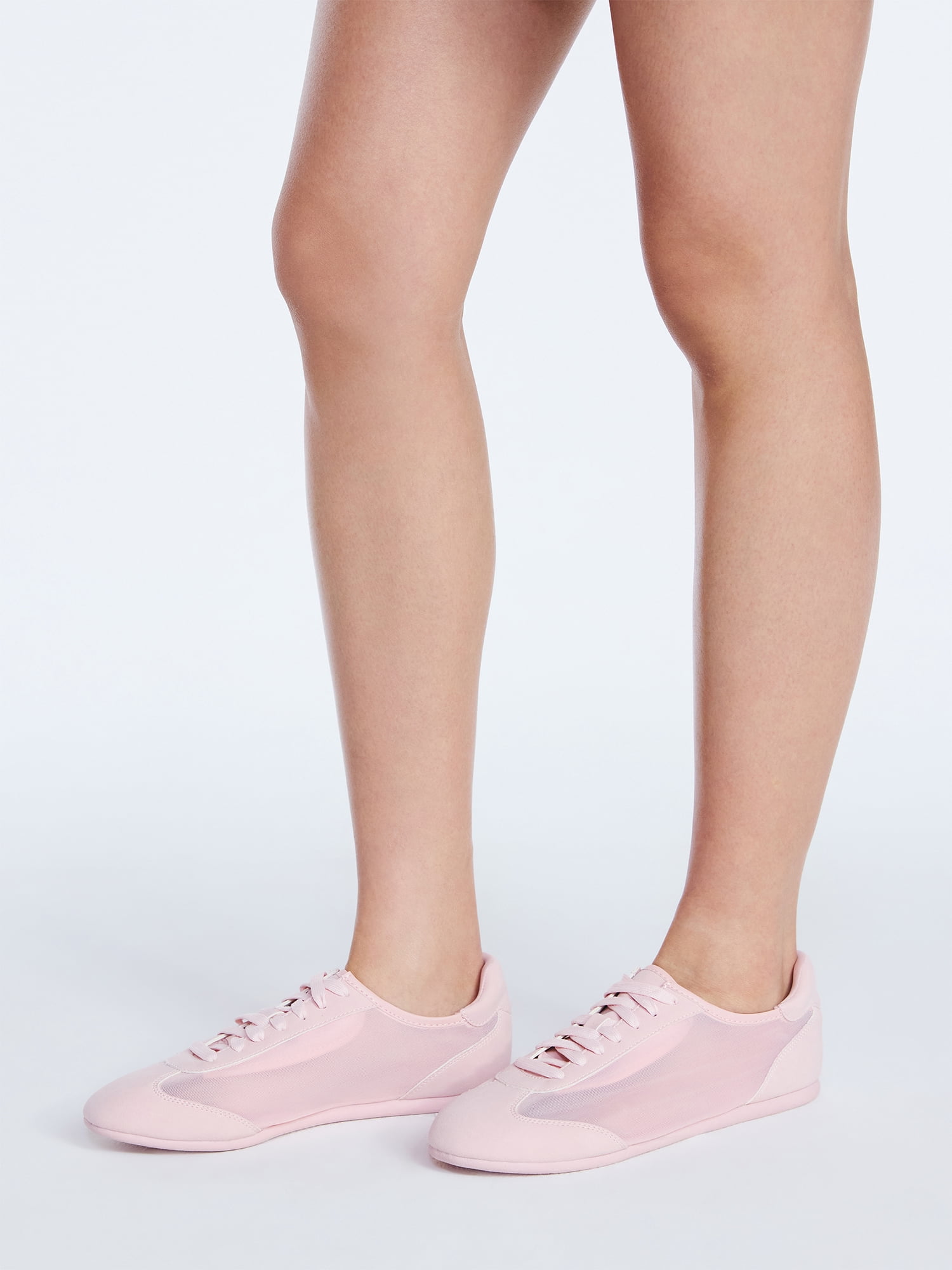 Scoop Women's Lace-Up Mesh Sneakers