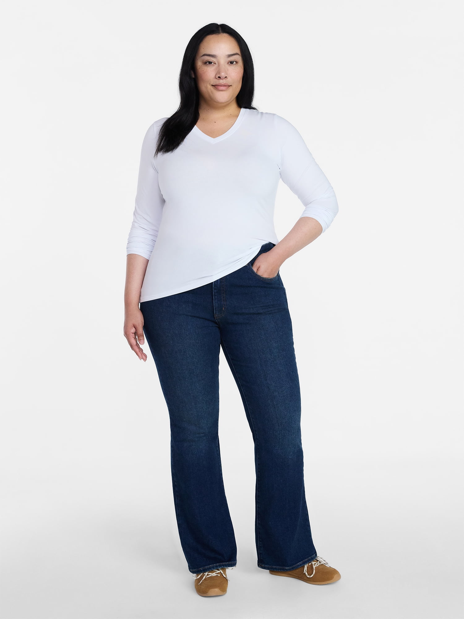 Time and Tru Women's and Women's Plus High Rise Flare Jeans, 31" Inseam Regular, Sizes 0-22