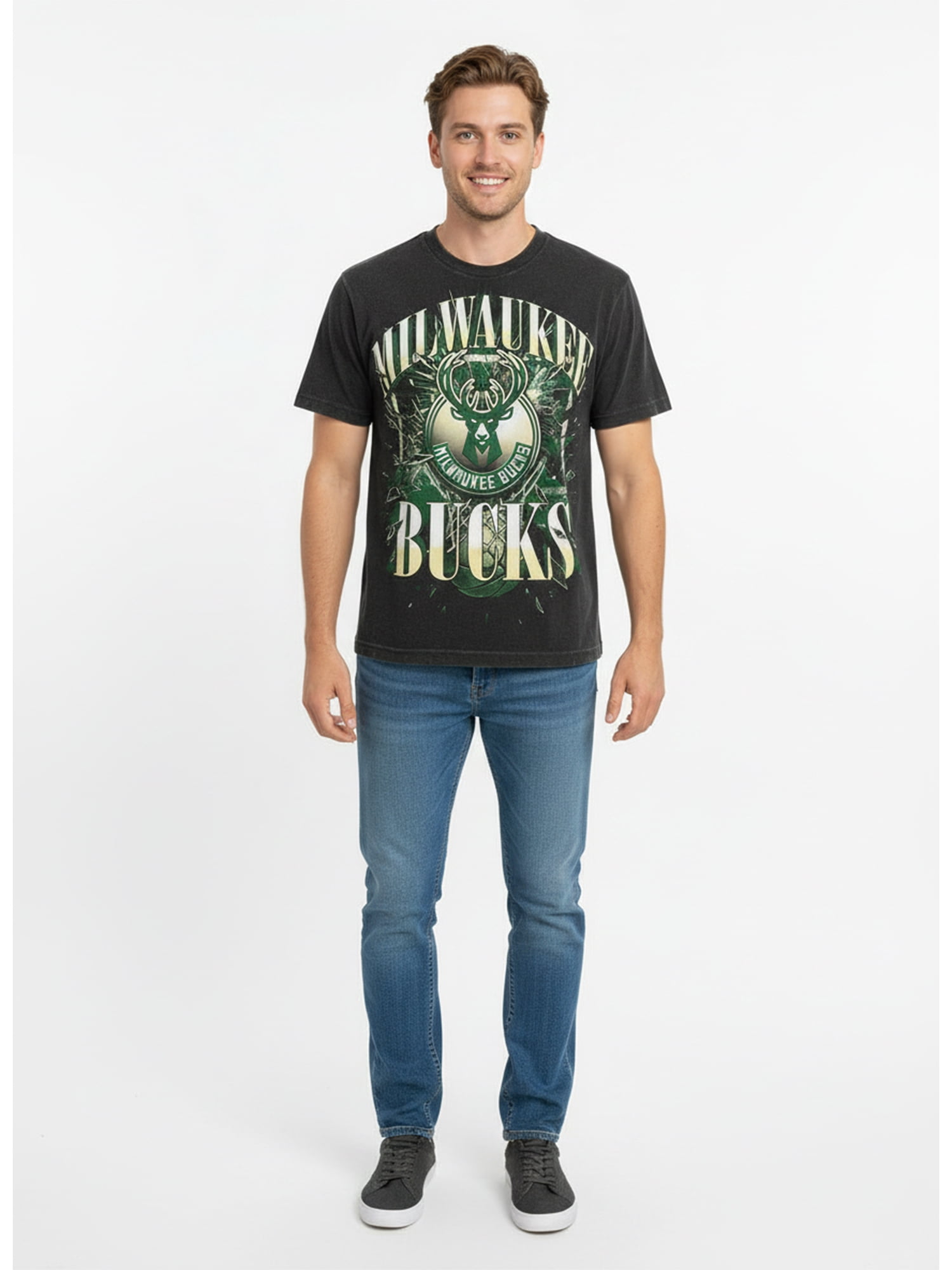 NBA Milwaukee Bucks Men's & Big Men's Front & Back Boxy Fit Mineral Wash Graphic T-Shirt, Sizes XS–4XLT, 2XB–5XB