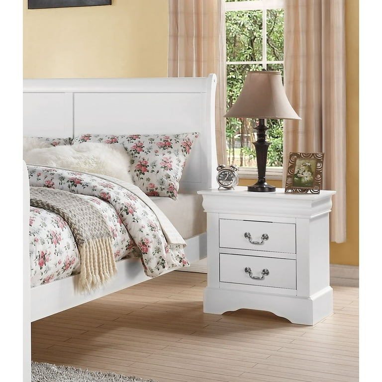 Acme Louis Philippe 4-Piece Eastern King Bedroom Set, White