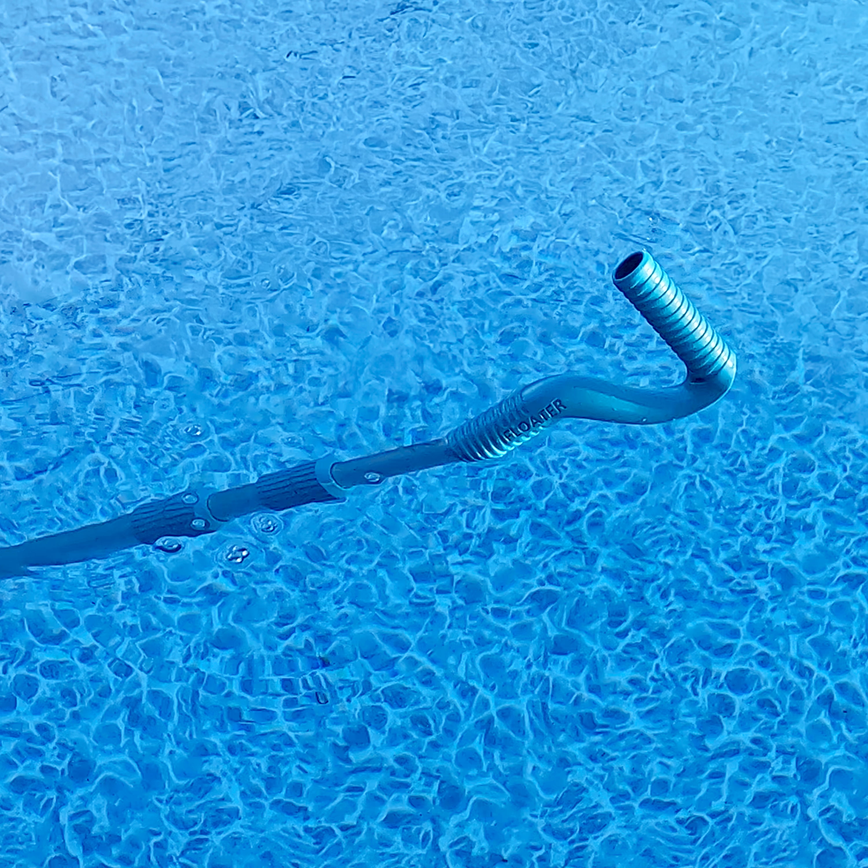 Bluescape Telescopic Pole with Easy-Pull Handle