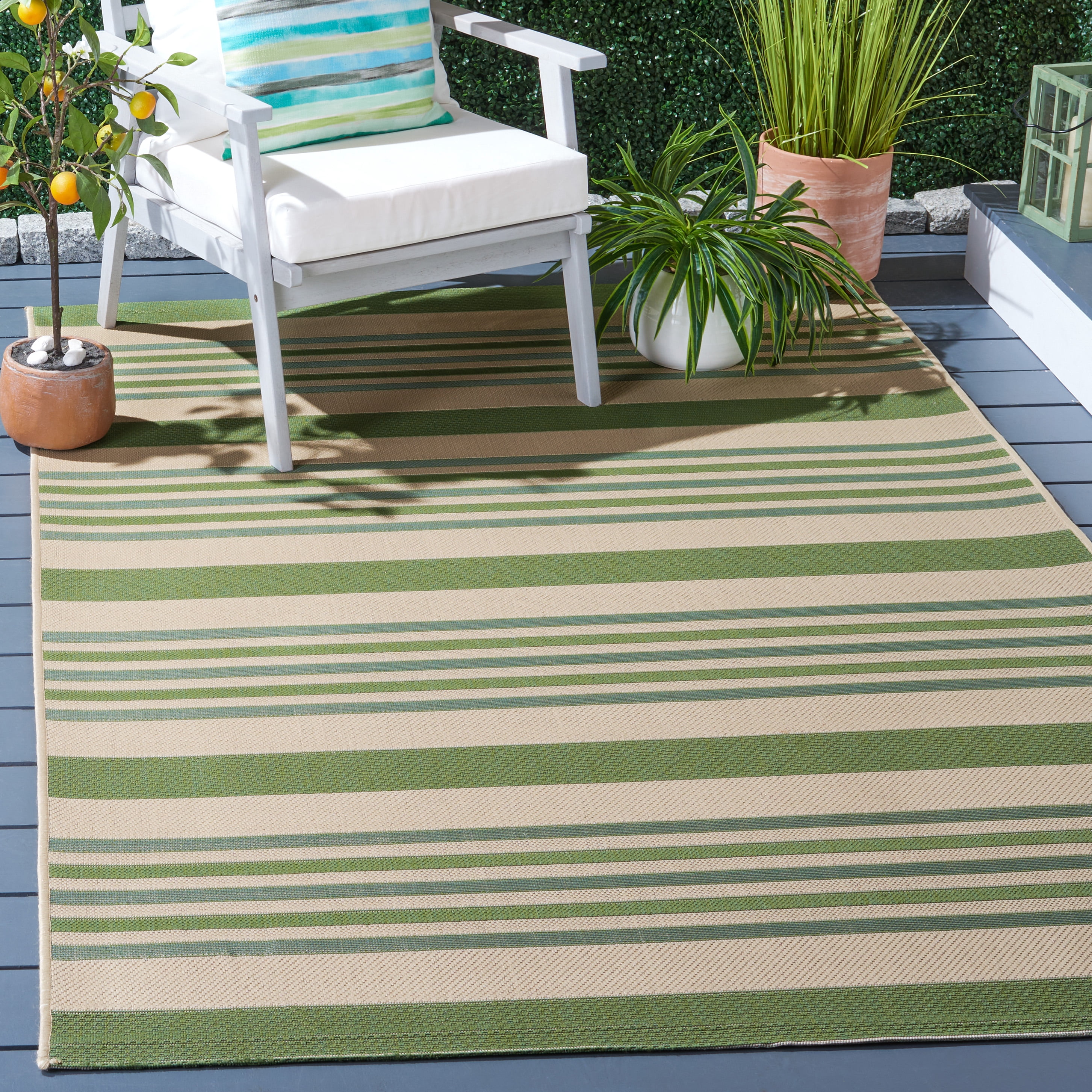 Safavieh Courtyard Aaron Striped Indoor/Outdoor Area Rug, Beige/Green, 6'7" x 9'6"