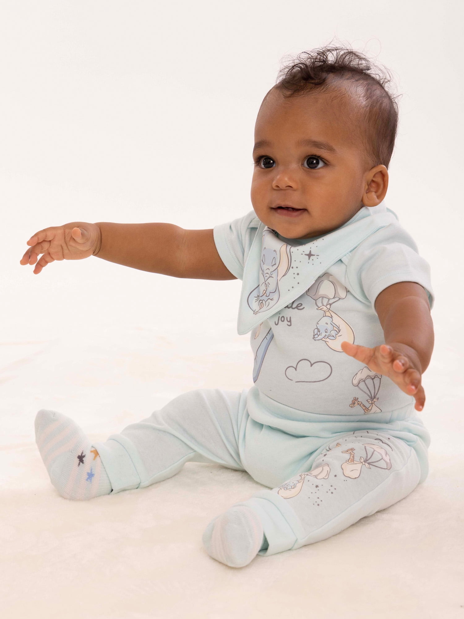 Disney Baby Wishes + Dreams Dumbo Layette Shower Gift Set Bundle, 13-Piece, Sizes NB-3/6M