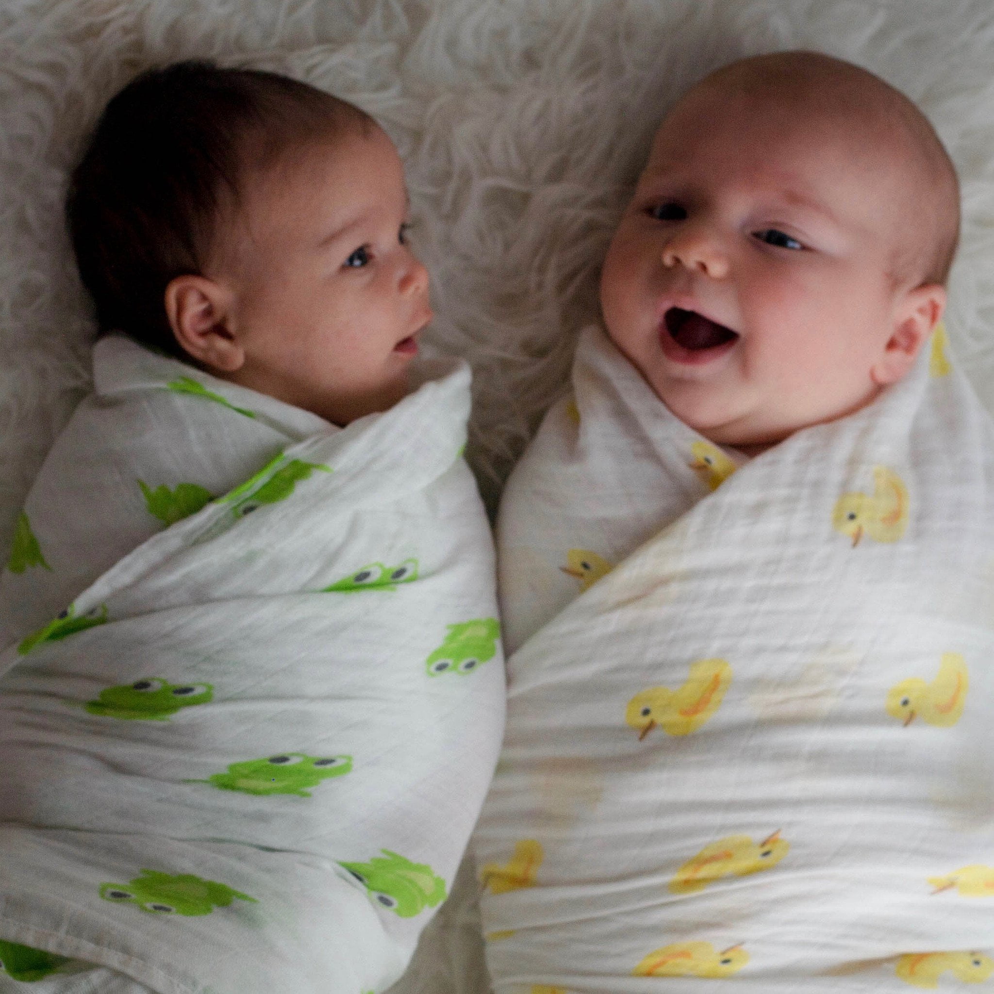 WeeSprout Organic Cotton Muslin 47-by-47-Inch Swaddle Blankets Pack of 2
