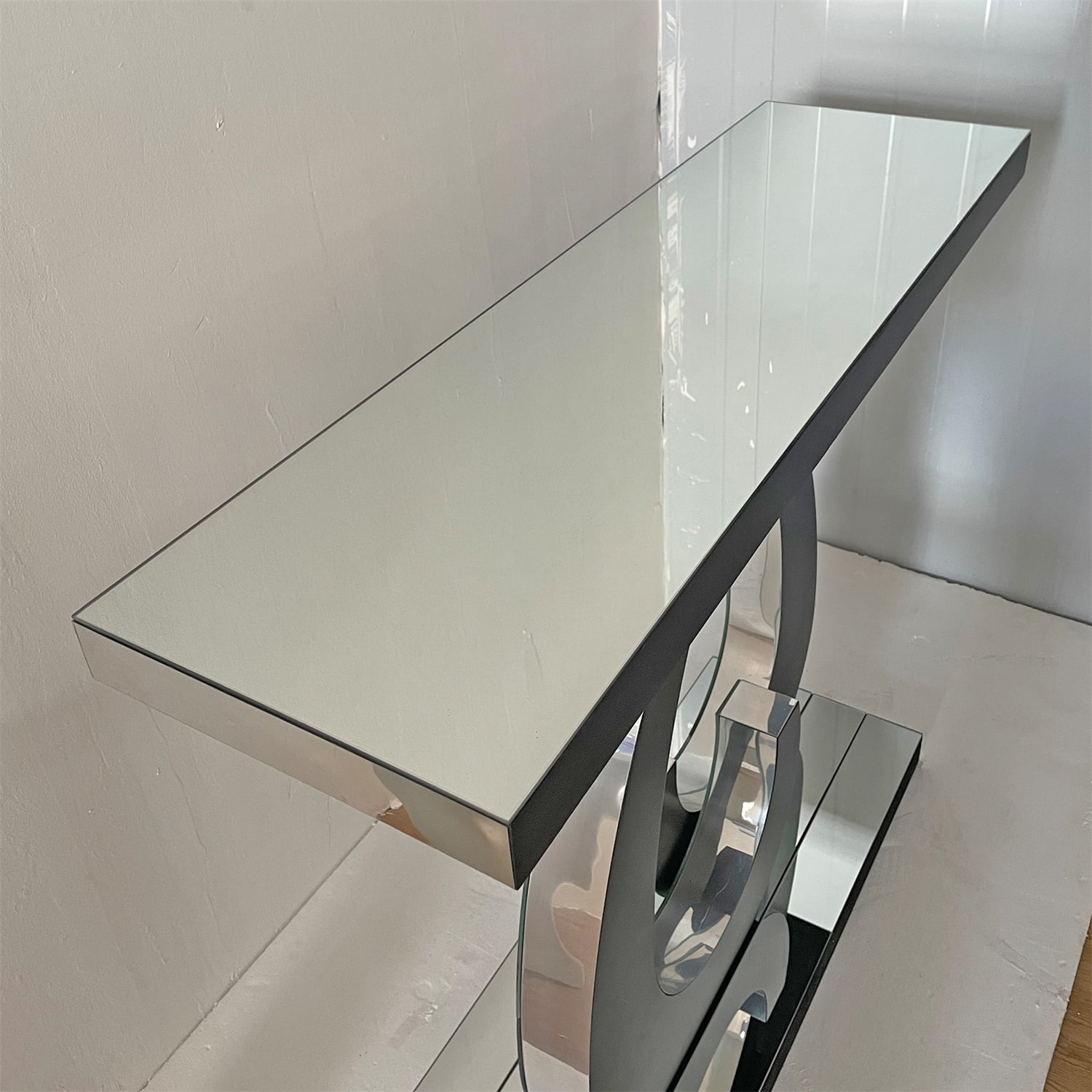 Hommoo Modern Mirror Side Table Glass Sofa Table with Mirror Effect and Double C-Shaped Base, Entrance Table Rectangular Decoration Hall Table for Living Room, Hallway, Silver
