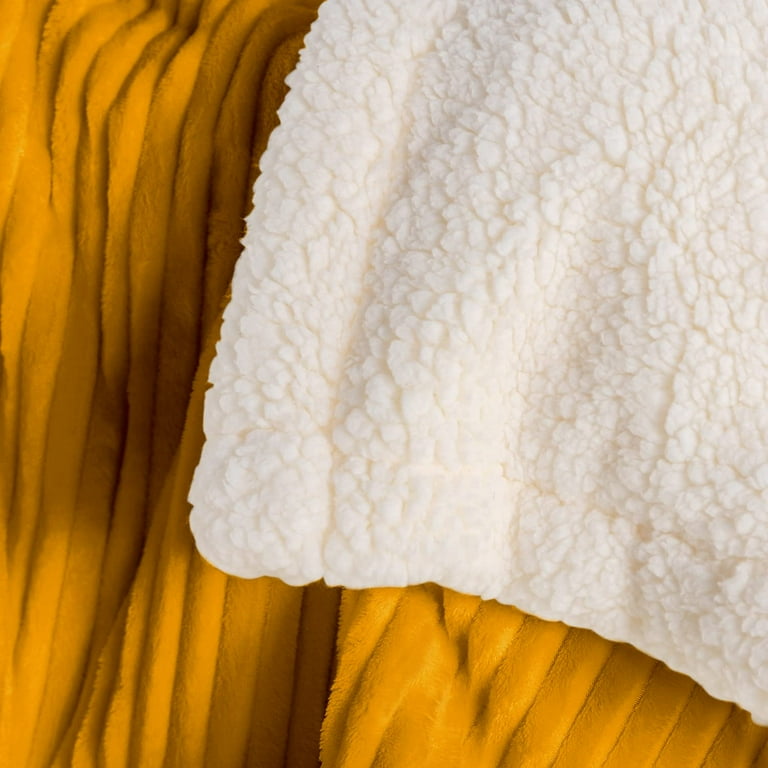 Dissa blanket clearance