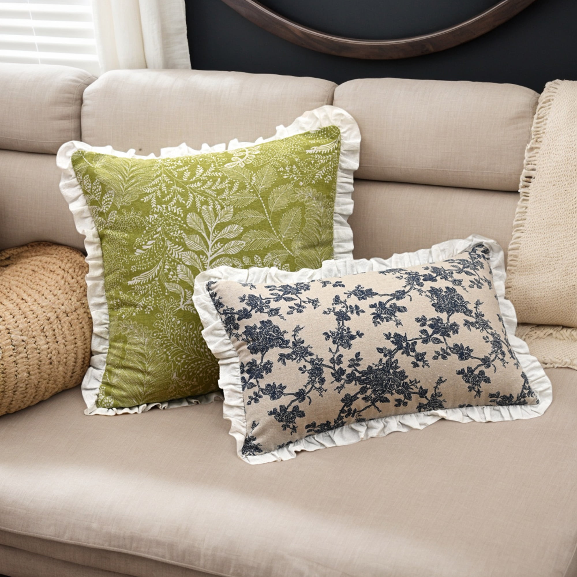 Unique Bargains Set of 2 Leaf Print Pillow Covers with Ruffled Trim Green 18" x 18"