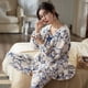 thumbnail image 4 of Pijamas de franela con dibujos animados para Mujer, ropa de dormir elegante, conjuntos de pijama de lana Coral, ropa de casa a la moda para invierno, 4 of 5