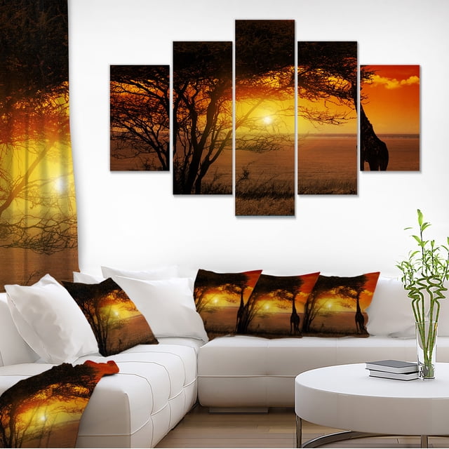 Typical African Sunset with Giraffe - Oversized African Landscape Canvas Art