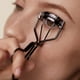thumbnail image 4 of Rizador de pestañas Shiseido Crimps & Curls Lashes, 4 of 6