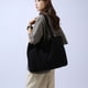 thumbnail image 3 of Bolsos de hombro de lona para mujer Bolso bandolera de gran capacidad Bolso sólido (Negro), 3 of 7