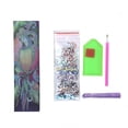 thumbnail image 4 of Yuarrent Marcapáginas con pintura de diamantes 5D DIY, decoración de borlas de cuero, marca de libro para el Día de San Valentín, graduación, Artesanía loro Yuarrent HA003279-06, 4 of 6